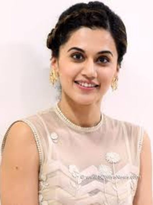 Hard Porn Video Tapsi Pannu - Taapsee Pannu is the new brand ambassador for Nivea India! - Bollywood Couch