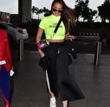 Sonakshi Sinha at Airport