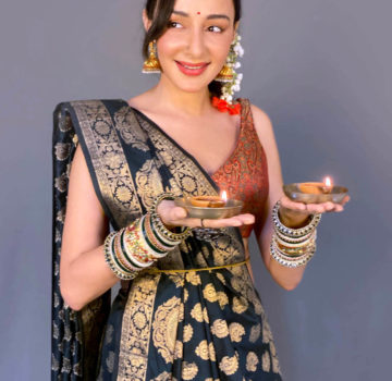 Feryna Wazheir – Diwali pic 2