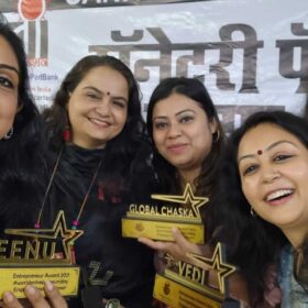 WEE – Women Entrepreneurs Enclave team received awards from Dr. Bharti Lavhekar, MLA Versova Vidhan Sabha (12)