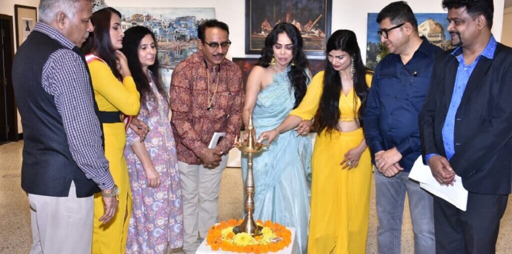 Artist Inderjeet Grover Art Exibition Journey